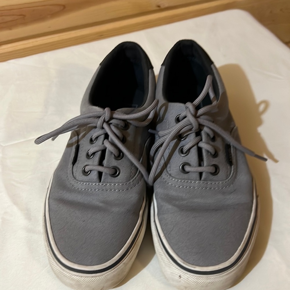 Vans, gray, women’s size 7/ men’s size 5.5